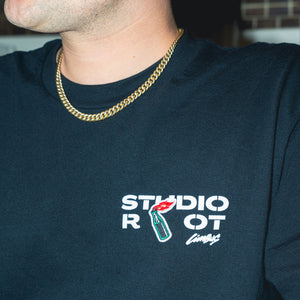 STUDIO RiOT │T-Shirt